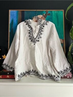 Vintage White Cotton Embroidered Peasant Blouse Boho Folk Tunic Made in India